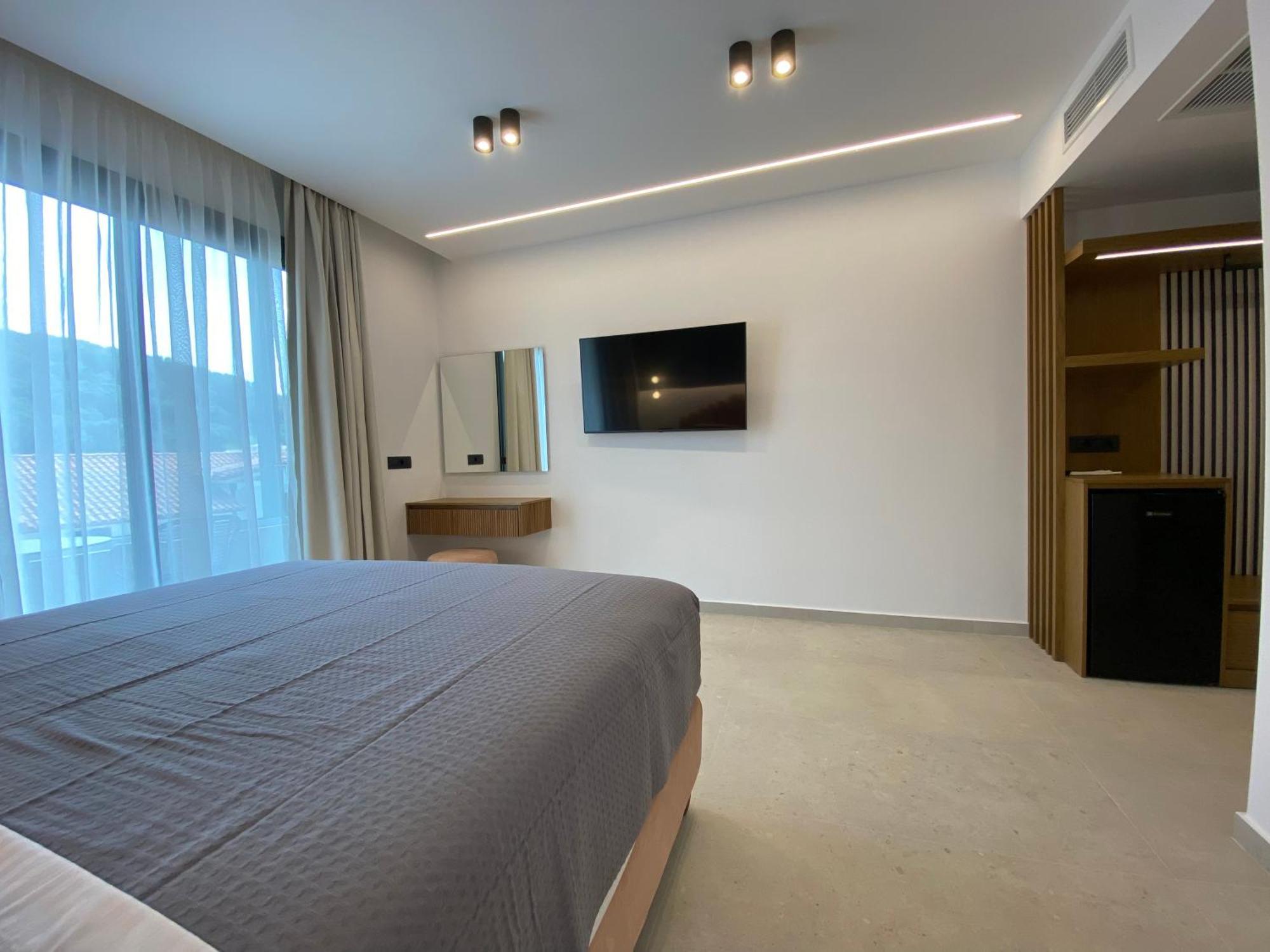 Tramonto Maisonettes & Suites Parga Ngoại thất bức ảnh