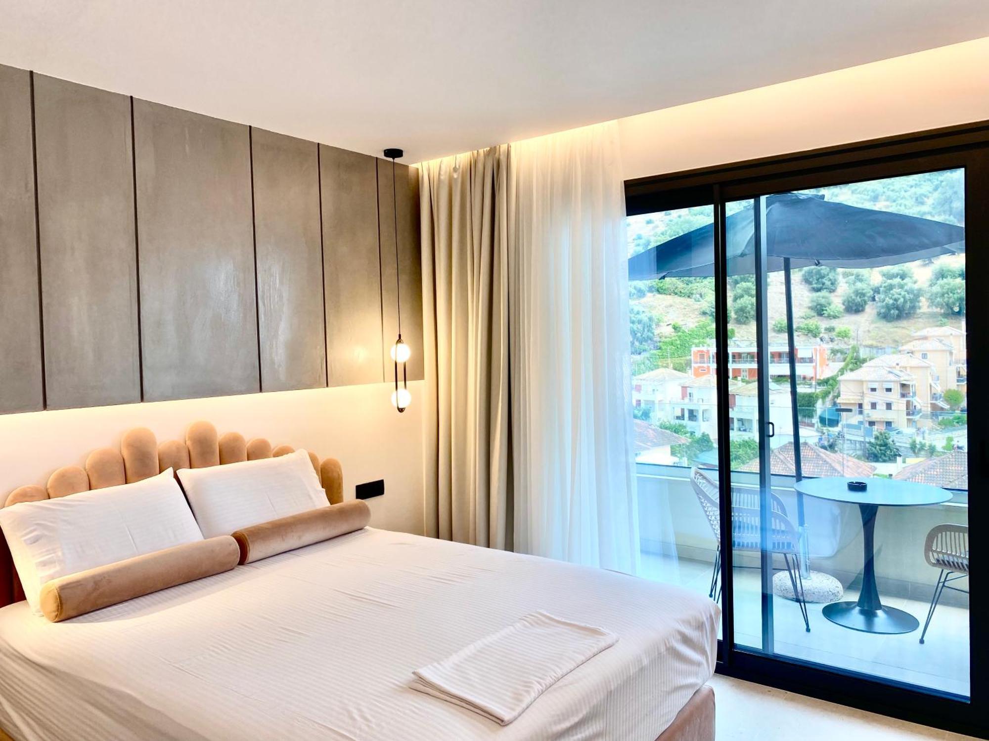 Tramonto Maisonettes & Suites Parga Ngoại thất bức ảnh